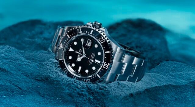 brand-centre-sea-dweller-m126600-0002_banner-generator_640x352