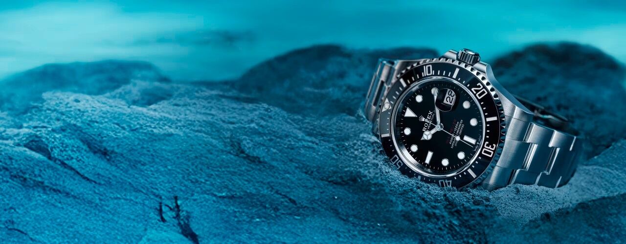 brand-centre-sea-dweller-m126600-0002_banner-generator_1280x500