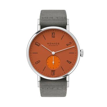 Tangente 38 Datum Poporange von NOMOS Glashütte bei Juwelier Müller in Kempten und Oberstdorf