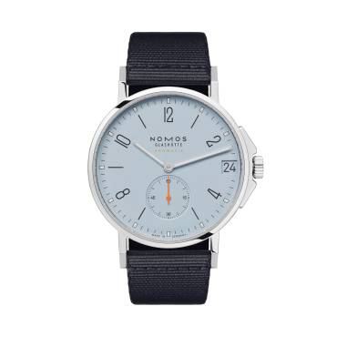 Ahoi neomatik 38 Datum sky von NOMOS Glashütte bei Juwelier Müller in Kempten und Oberstdorf